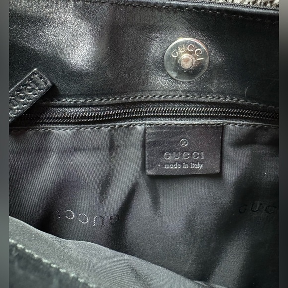 Gucci shoulder bag - Picture 8 of 12